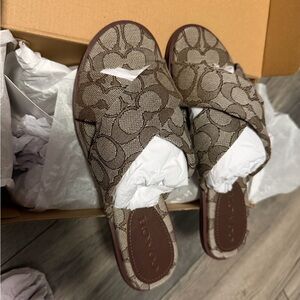 OAK Brown Logo-Print Slide Mules